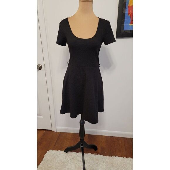 Forever 21 Dresses & Skirts - Little Black Dress from Forever 21